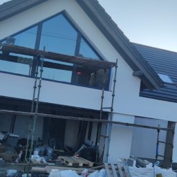 MAX-BUD JAKUB ZARZYŃSKI - Malowanie elewacji Gdynia