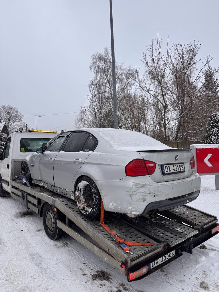 Transport niskopodwoziowych aut to żaden problem!