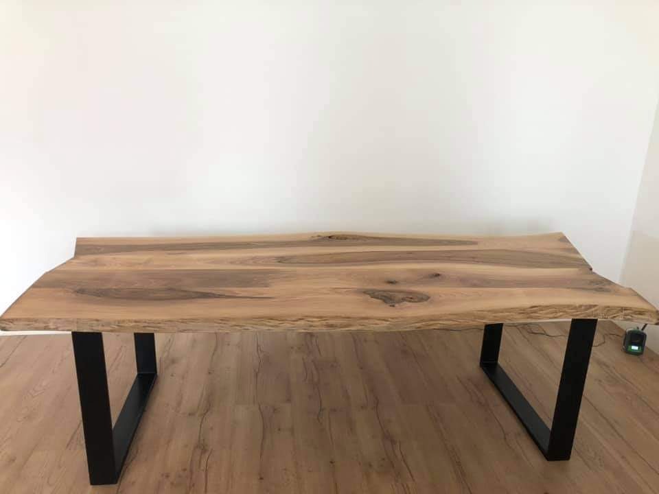 stół do jadalni z orzecha włoskiego grubość 5cm