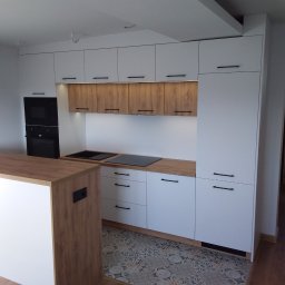 FIRMA HANDLOWO-USŁUGOWA 