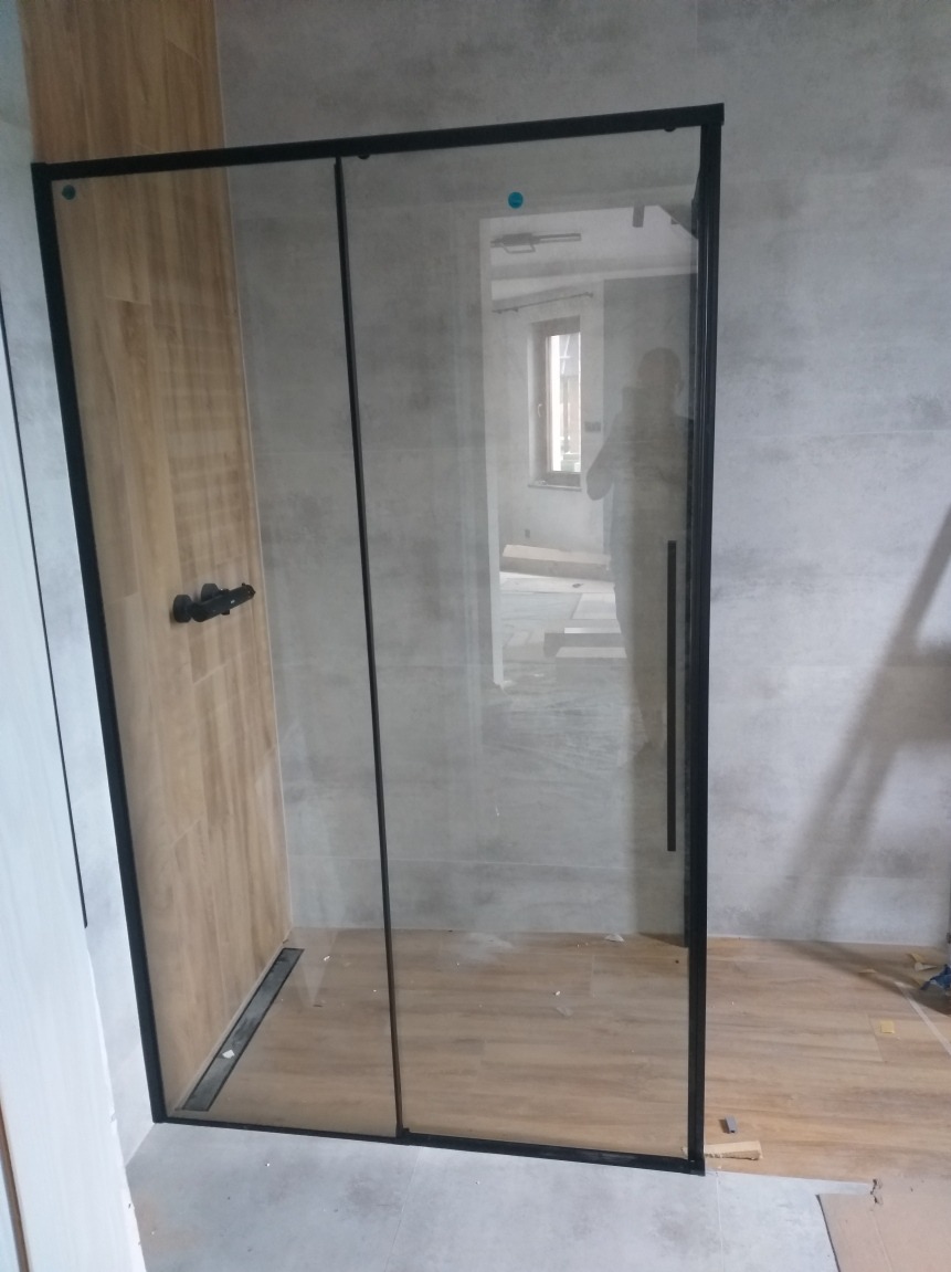 Płytki w łazience.