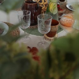 Maeva Home Staging - stylizacja stołu do sesji