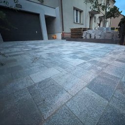 Johan Makovsky - Brukowanie Wrocław