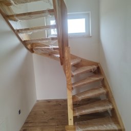 Schody drewniane Bobolice 1