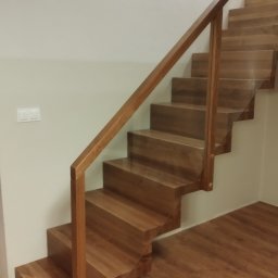 Schody drewniane Bobolice 2