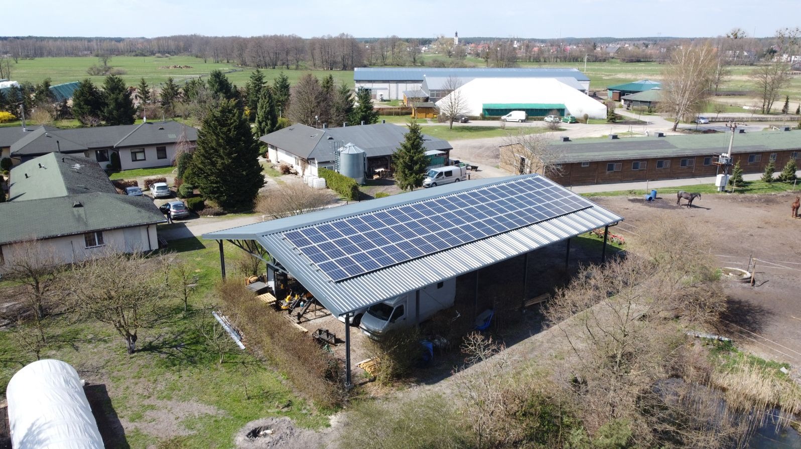 Stadnina koni 19,8kWp