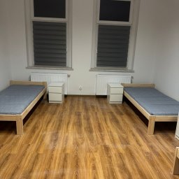 Układanie paneli Żory 3