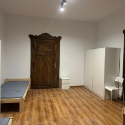 Układanie paneli Żory 4