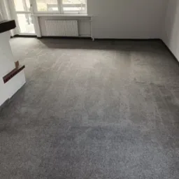 Wyprana wykładzina dywanowa