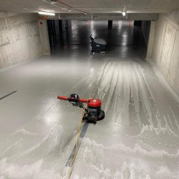 Firma sprzątająca PERFEKT Justyna Malinowska - Mycie hali garażowej w nowo powstałym budynku.