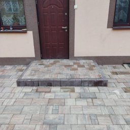 Układanie kostki brukowej Dęblin 1