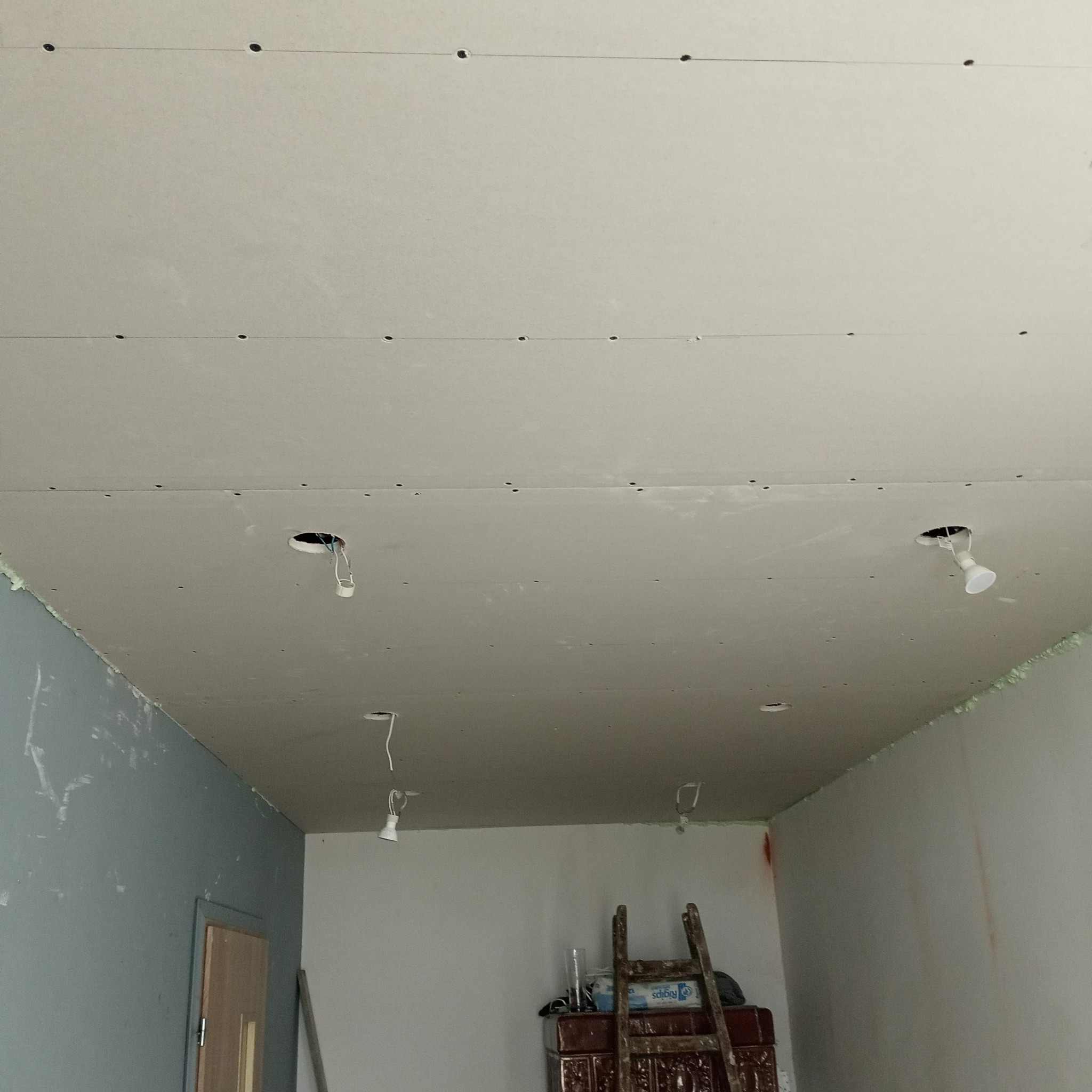 Remont mieszkania zamieszkałego.