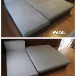 Dwu-częściowa kanapa narożna z jasną tapicerką, widok przed i po czyszczeniu, ukazujący różnicę w odświeżeniu materiału, z wyraźnymi plamami na górnym zdjęciu i czystą powierzchnią na dolnym.