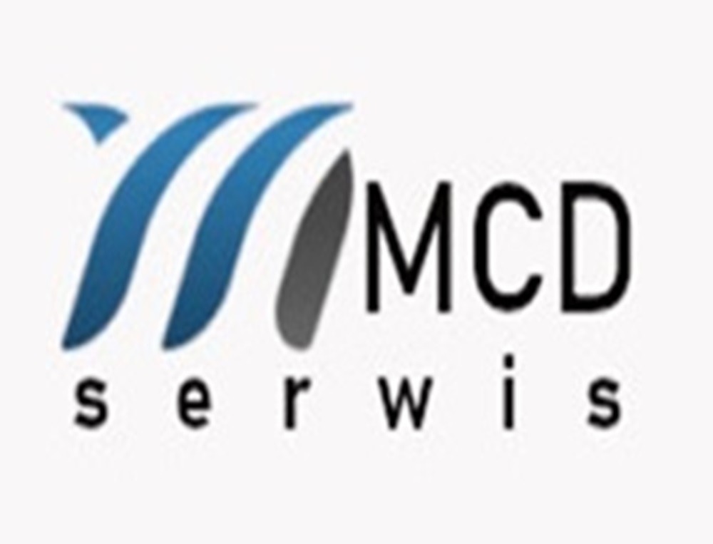 Logo firmy MCD Serwis z trzema stylizowanymi, niebieskimi falami i szarym elementem, napis MCD czarną czcionką oraz słowo serwis poniżej.