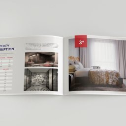 idesign JAROSŁAW JAWORSKI - Otwarta broszura reklamowa prezentująca wizualizacje wnętrz hotelowych, w tym pokój z łóżkiem i salon z nowoczesnym wystrojem.