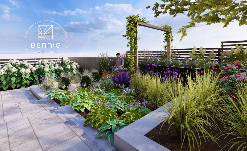 Wizualizacja ogrodu z pergolą, rabatami kwiatowymi i ozdobnymi trawami. Kobieta siedzi na murku w tle. Logo firmy w lewym górnym rogu.