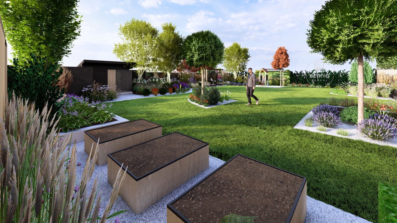 Wizualizacja ogrodu z trawnikiem, rabatami kwiatowymi, drewnianymi donicami i spacerującym mężczyzną. W tle altana i huśtawka. Projekt ogrodu Bennig Ogrody.