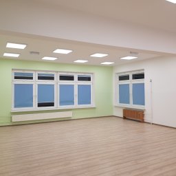 APARTMENTS REAL ESTATE SPÓŁKA Z OGRANICZONĄ ODPOWIEDZIALNOŚCIĄ - Malowanie sali.