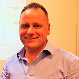 APARTMENTS REAL ESTATE SPÓŁKA Z OGRANICZONĄ ODPOWIEDZIALNOŚCIĄ - Malowanie Biur Kielce