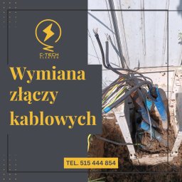 C-tech elektro Artur Rudzki - Otwarta skrzynka elektryczna z widocznymi przewodami i peszlami w ziemi, częściowo zasłonięta grafiką reklamową firmy elektrycznej.