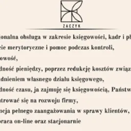 Logo firmy ZACZYK z listą korzyści z profesjonalnej obsługi księgowej, kadrowej i płacowej, wsparcia merytorycznego, terminowości, oszczędności pieniędzy i czasu, gwarancji zaangażowania...
