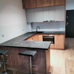 Kuchnie na wymiar Ładzice 1