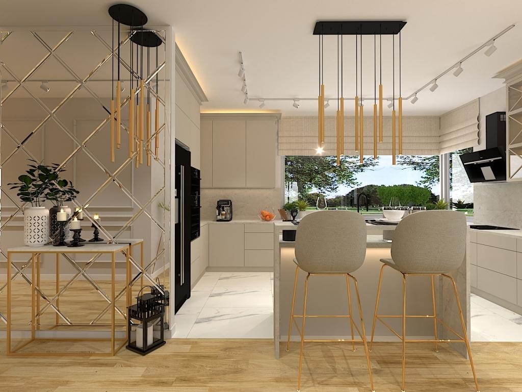 Nowoczesna kuchnia w jasnych odcieniach z wyspą, krzesłami barowymi na złotych nogach i dekoracyjnym lustrem na ścianie.