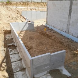 Układanie Betonowych L-ek