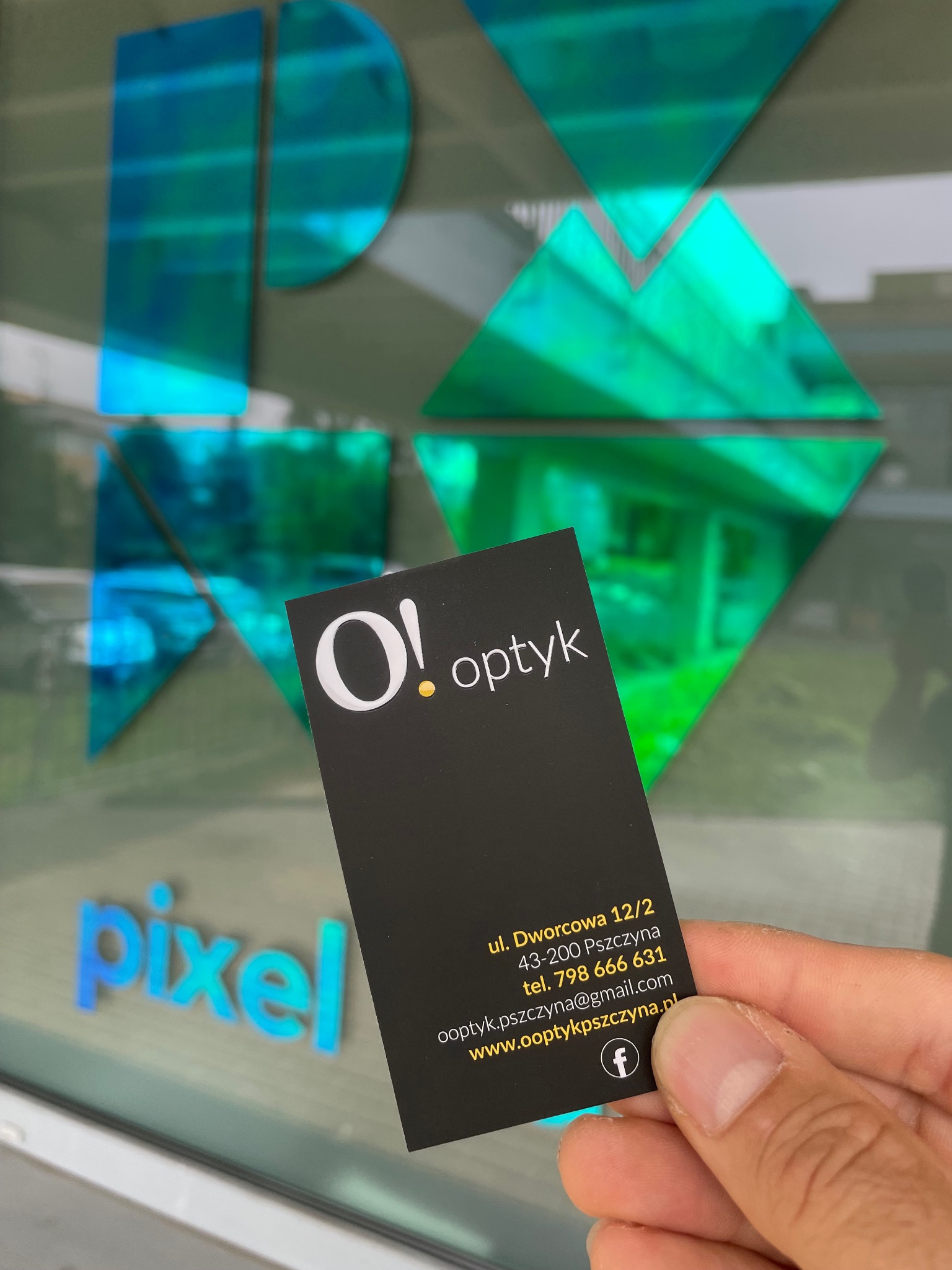 O! optyk. Wizytówki z lakierem wybiórczym.
