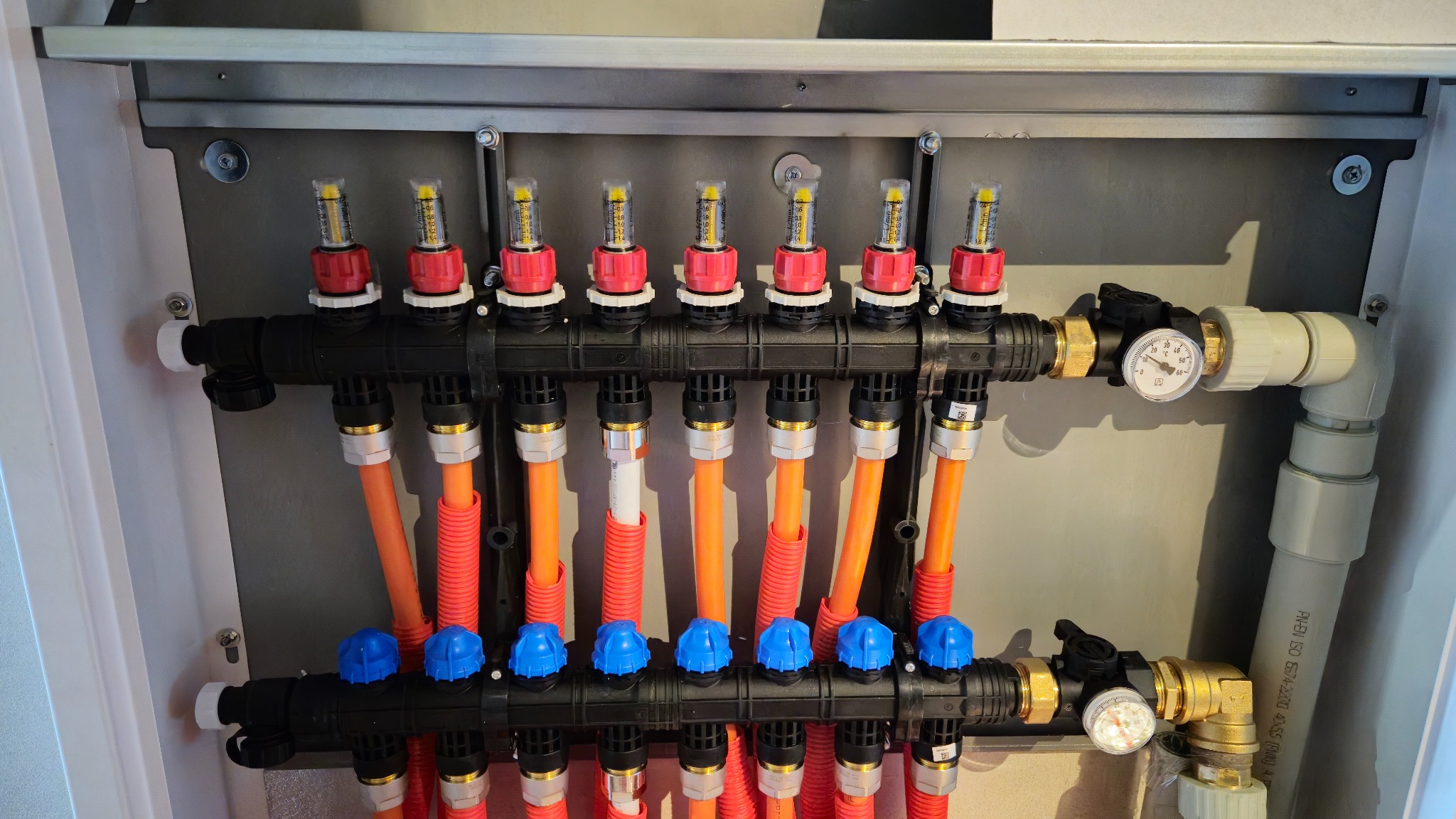 ogrzewanie/chł.pasywne system Purmo