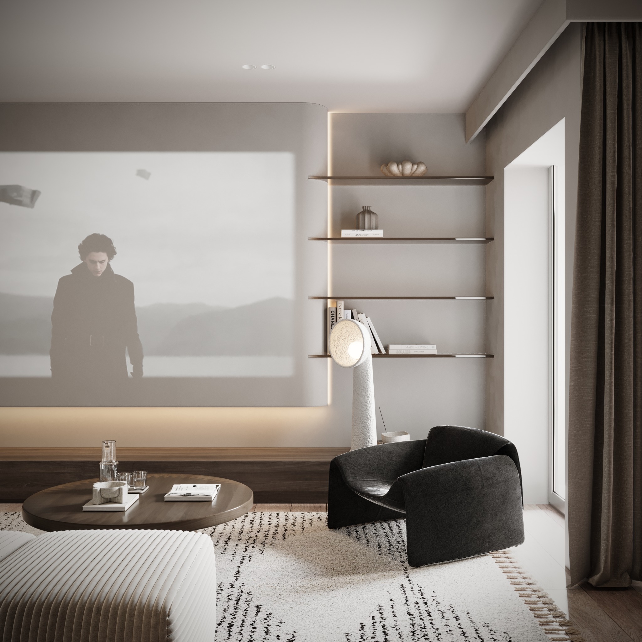 Nowoczesny salon z szarym fotelem, okrągłym stolikiem kawowym z dekoracjami i dużym ekranem wyświetlającym czarno-biały film, oświetlony dekoracyjną lampą i ukrytymi listwami LED.