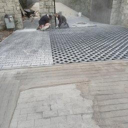 Układanie kostki brukowej Czarnogłowy 1