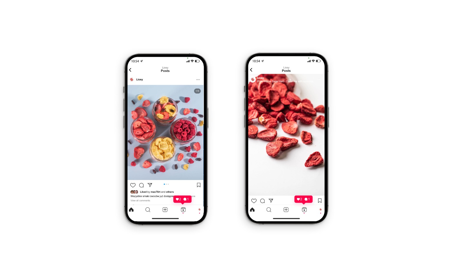 Dwa ekrany smartfonów prezentujące posty z Instagrama marki Liosy, z których jeden pokazuje kompozycję czterech szklanych naczyń wypełnionych liofilizowanymi owocami (truskawki, maliny, banany...