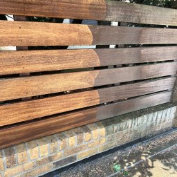 Firma Ogólnobudowlana Wiktor Marczak - Mycie płotu Skórzewo