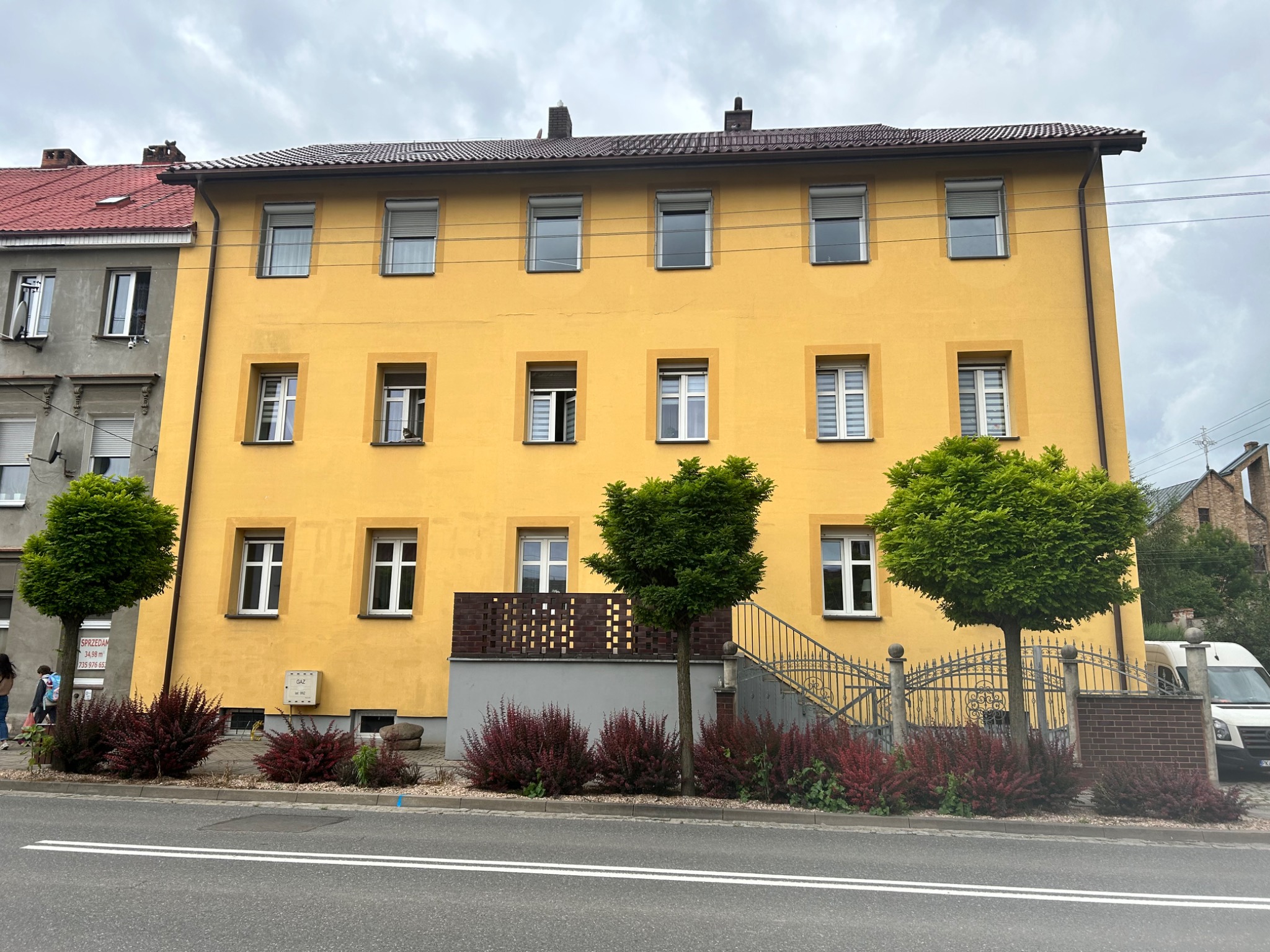 (Zdjęcie przed) położenie tynku Kobierzyce