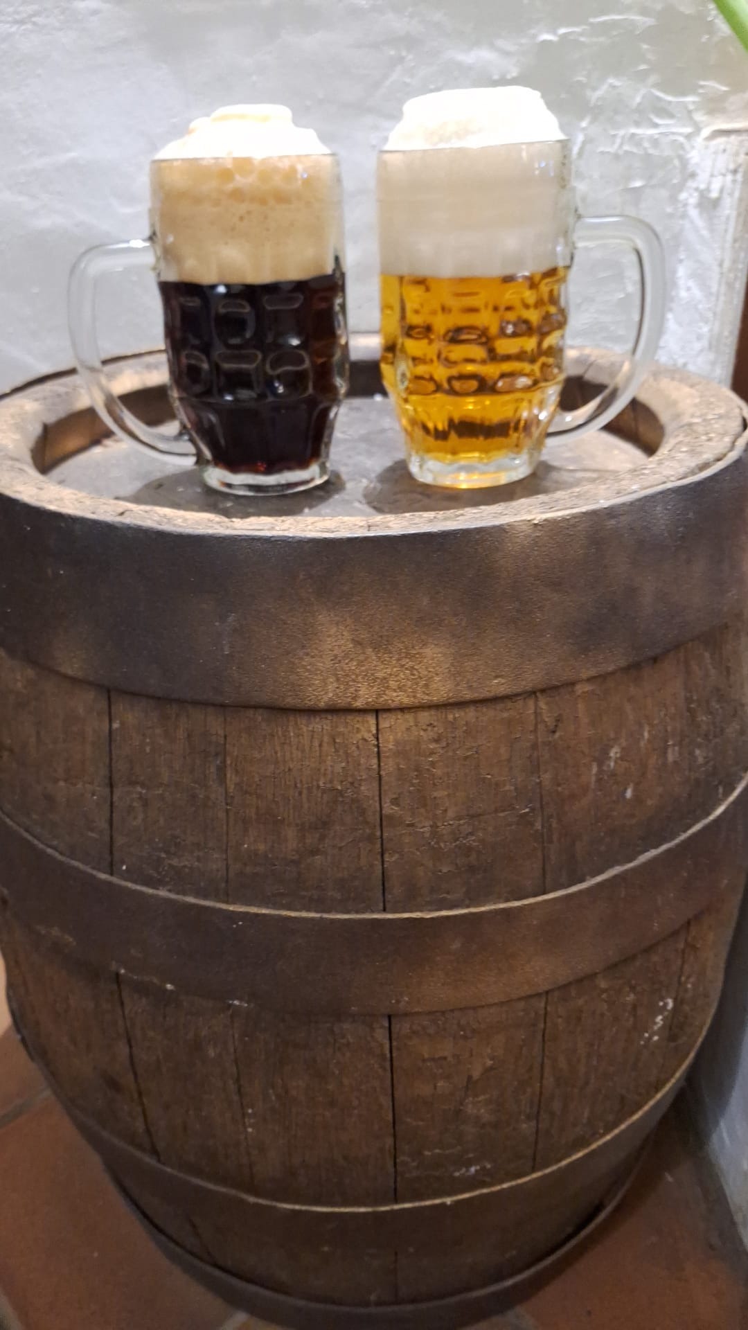 Mamy pyszne, czeskie piwa z beczki (jasne i ciemne), idealne do grilla