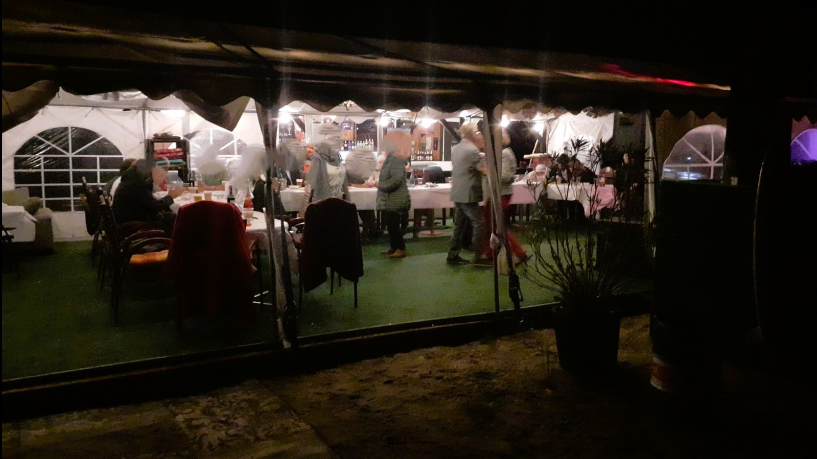 Z nami każdy bawi się bardzo dobrze