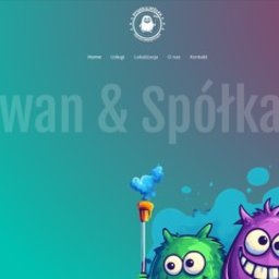 Karol Barciok - Strona internetowa firmy Dywan & Spółka z charakterystycznym, kreskówkowym logo ducha i kolorowym gradientem w tle. Widoczne menu nawigacyjne oraz grafiki przedstawiające stylizowane potwory...
