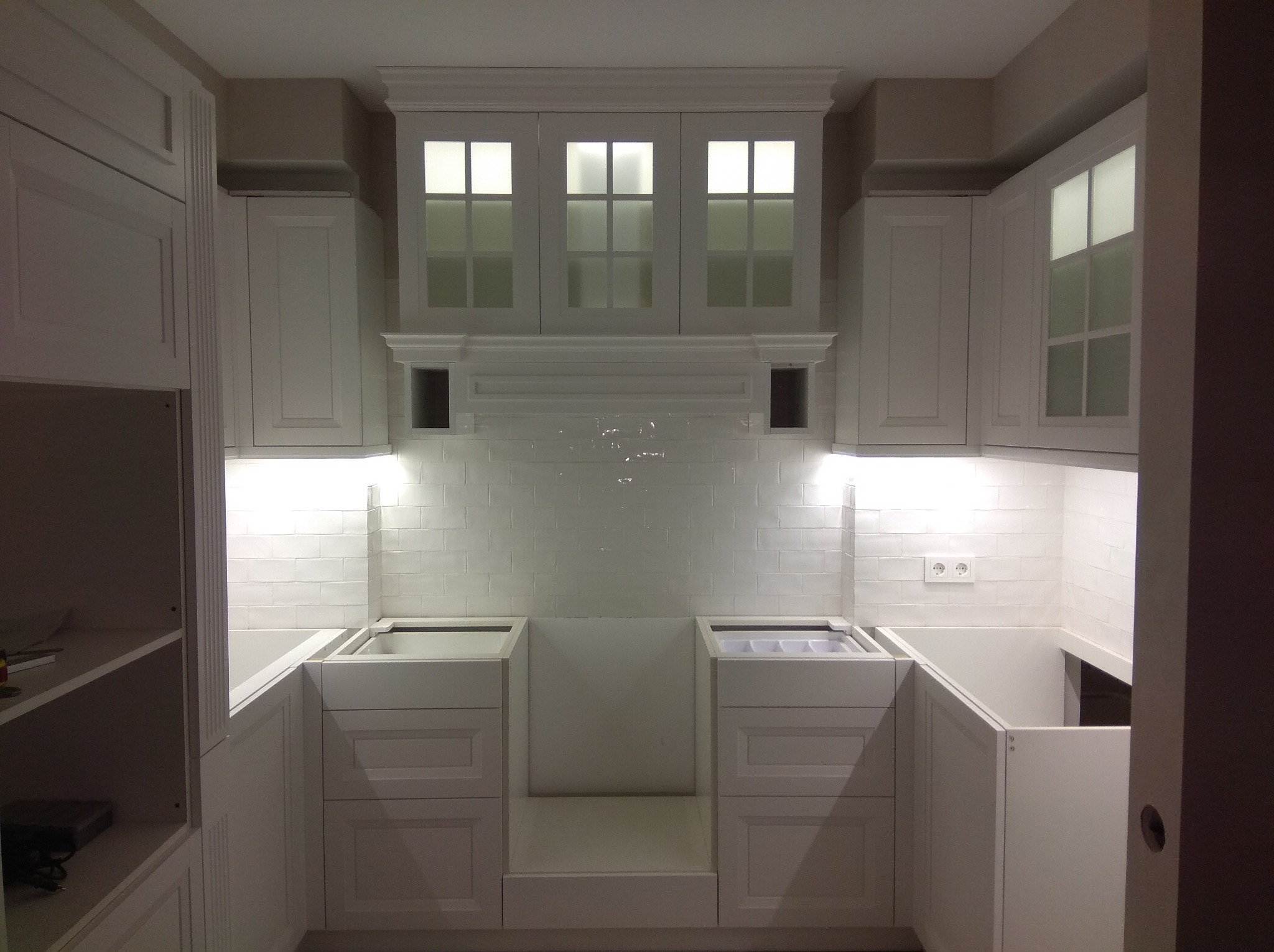 Podłączenie oświetlenia LED w kuchni.