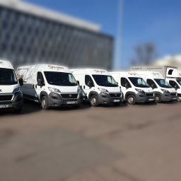 Usługi transportowe dla firm. Transport ekspresowy Łódź, przewóz materiałów niebezpiecznych ADR.