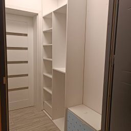 montaż szafy na wymiar wg. projektu Zleceniodawcy