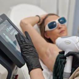 Salon Kosmetyczny "Zwierciadło" Małgorzata Batkiewicz - Pedicure Leczniczy Nowy Targ