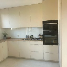 Kuchnia z płyty laminowanej Egger 