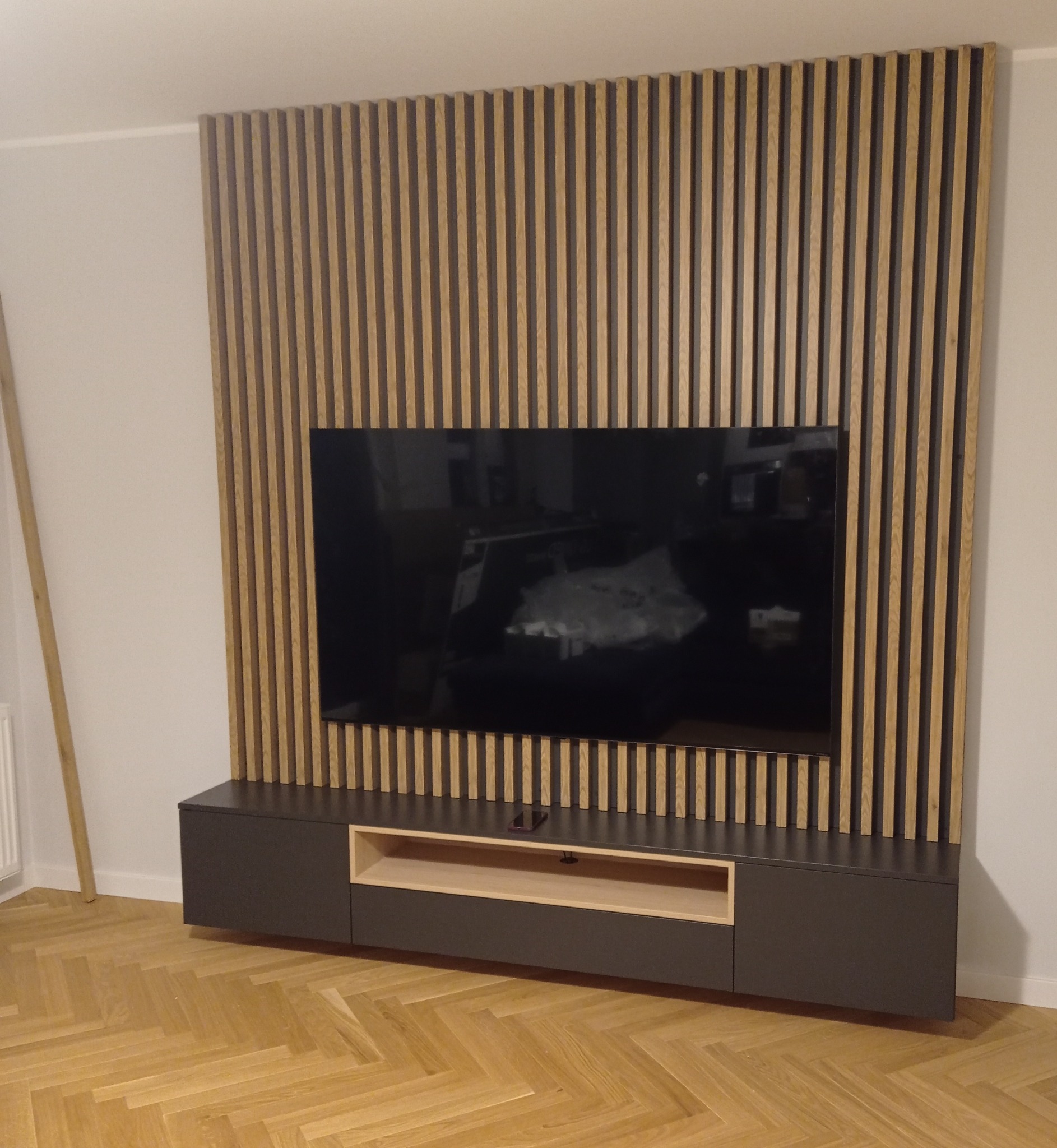 Szafka RTV,MDF lakierowany