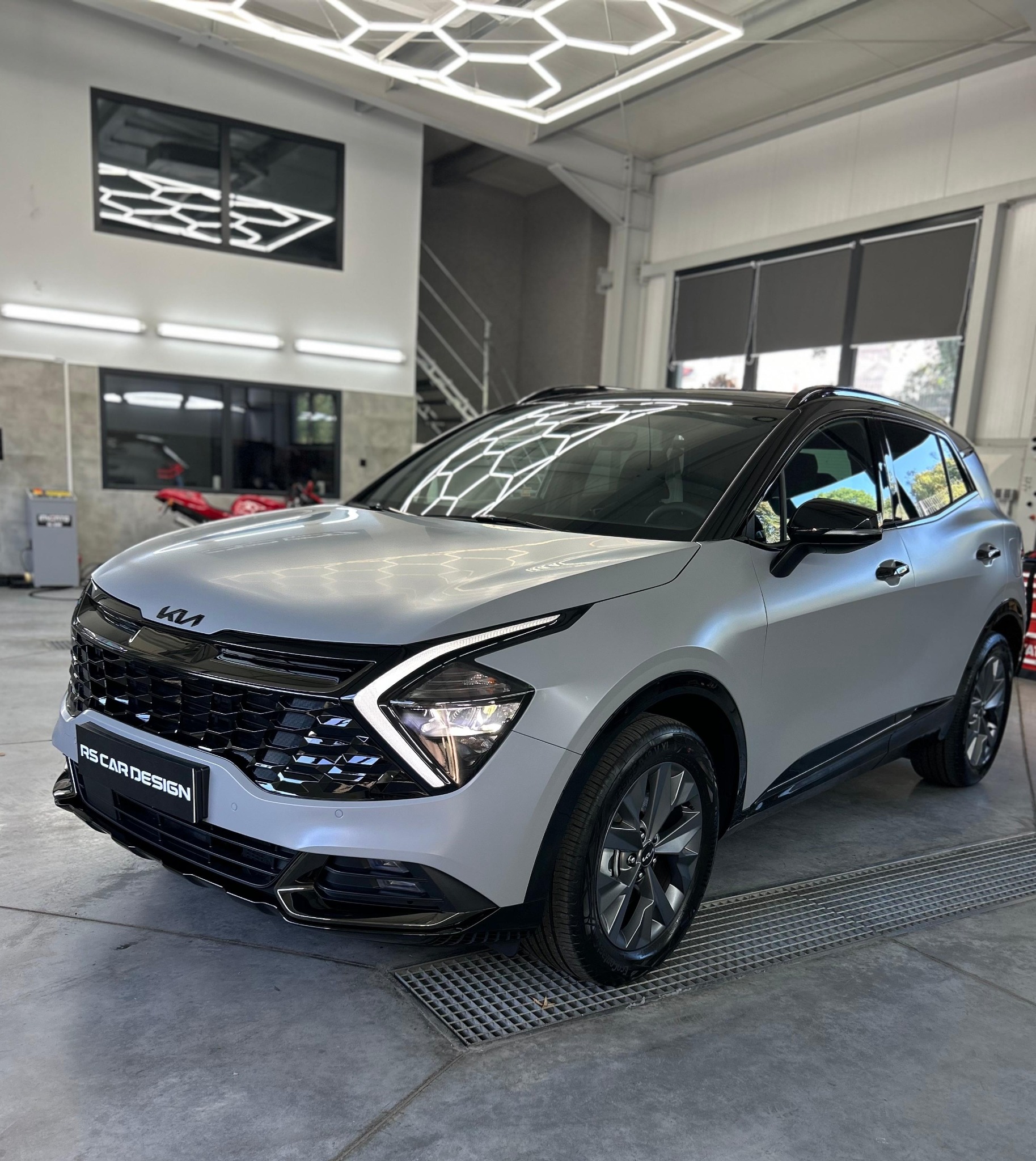 KIA SPORTAGE - Zabezpieczenie lakieru matową folią ochronną tzw. '' mrożenie lakieru''