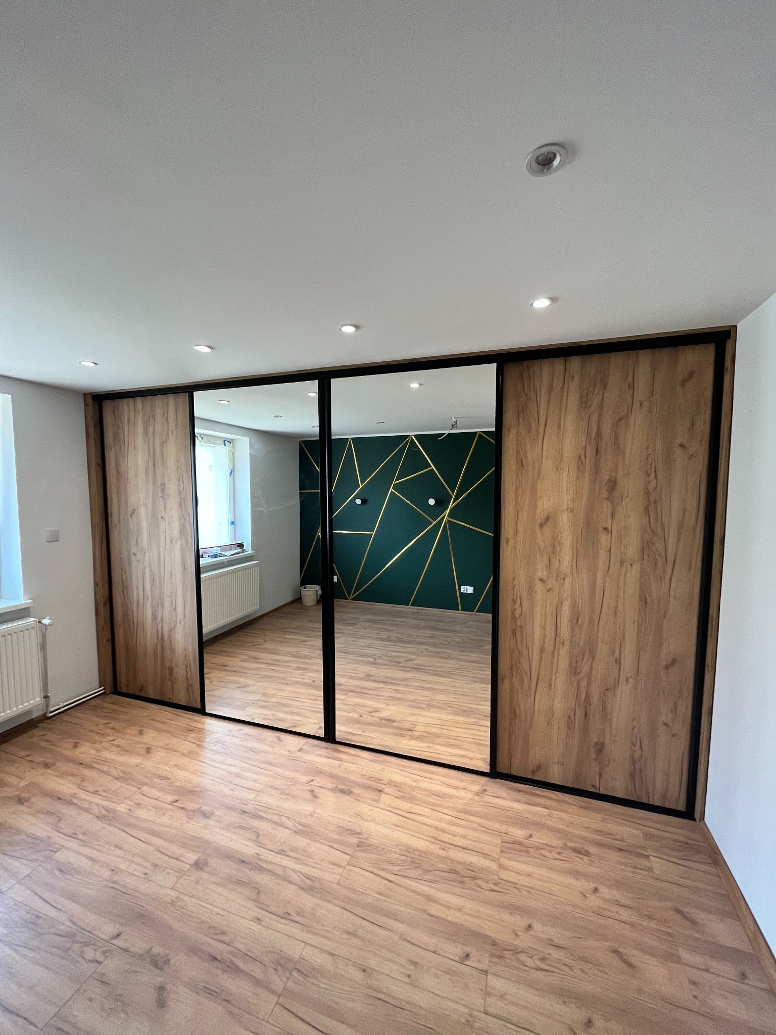 Szafa przesówna w stylu loft