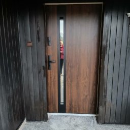 Przykładowe zdjęcia montażu drzwi