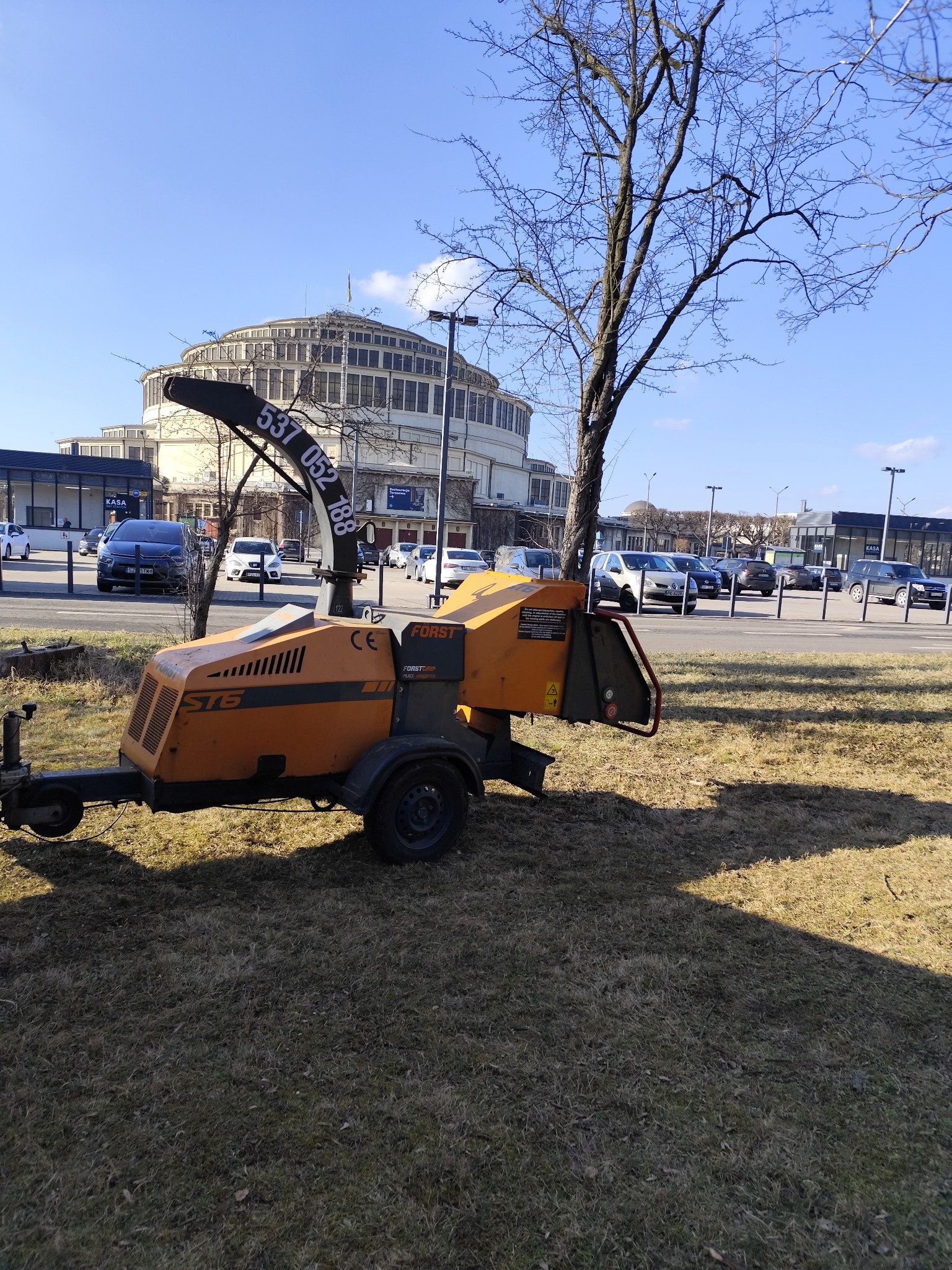 Rębak przy hali stulecia