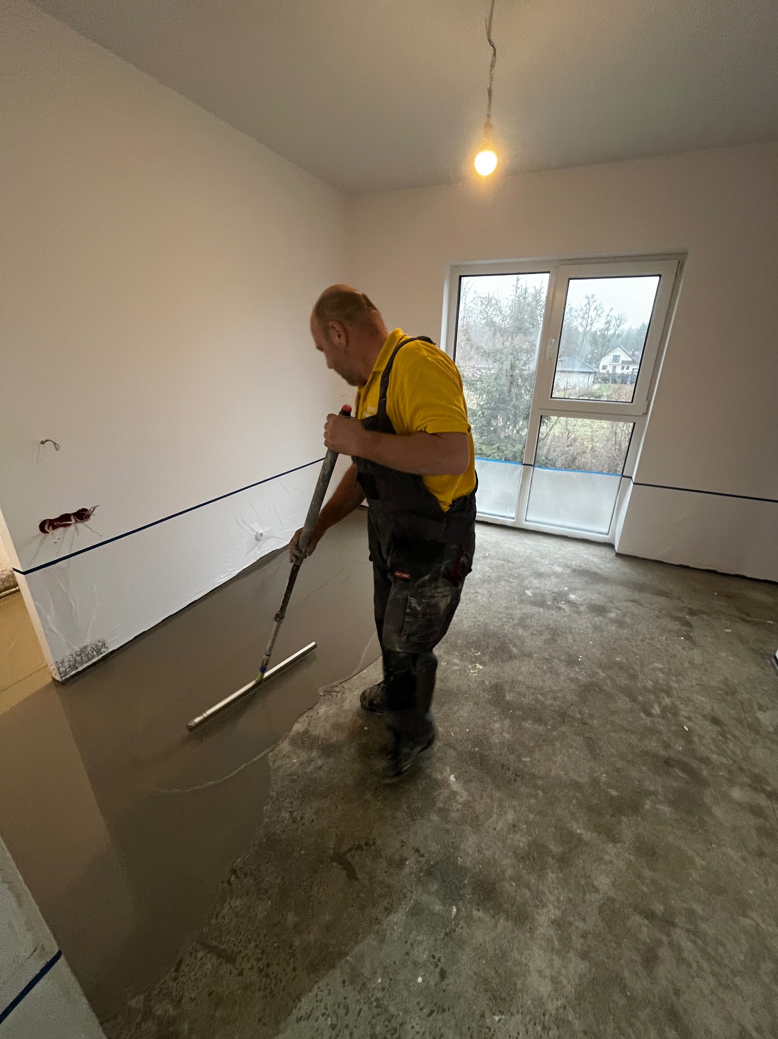 Wylewka samopoziomująca.