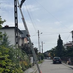 Montaż instalacji światłowodowej